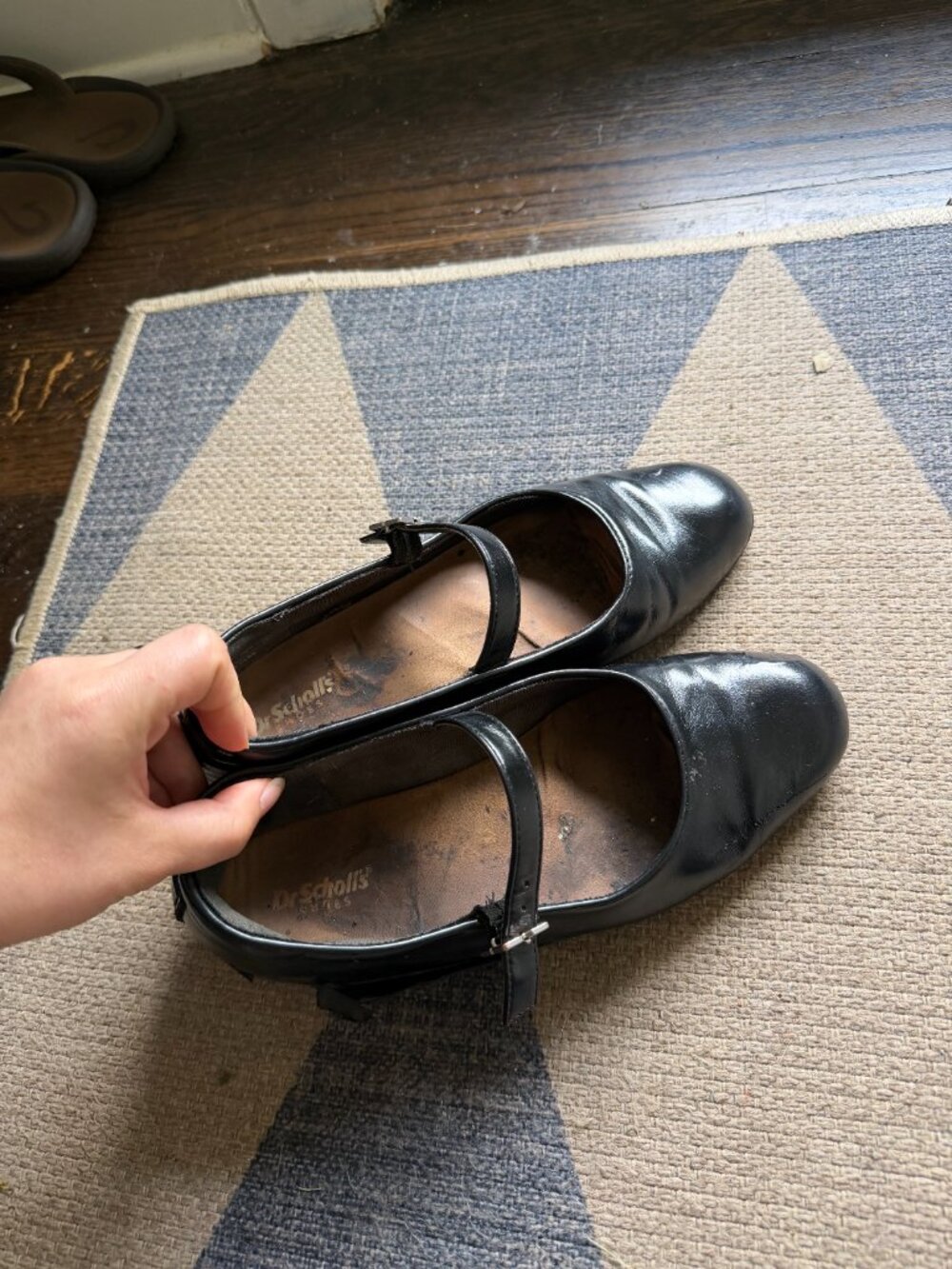 Well-Worn Shoes Ballet Flats - Picture 2 of 4